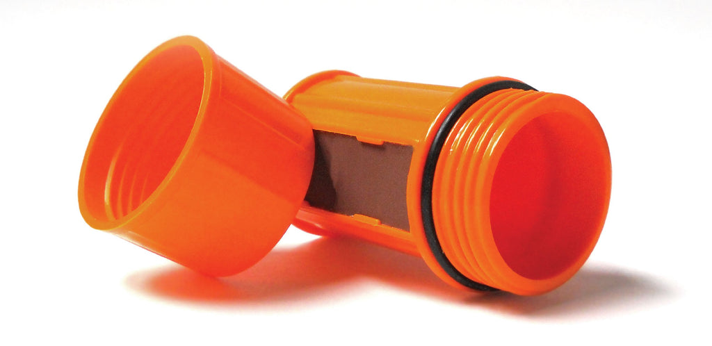 UCO Stormproof Match Kit with Waterproof Case, 25 Stormproof Matches and 3 Strikers