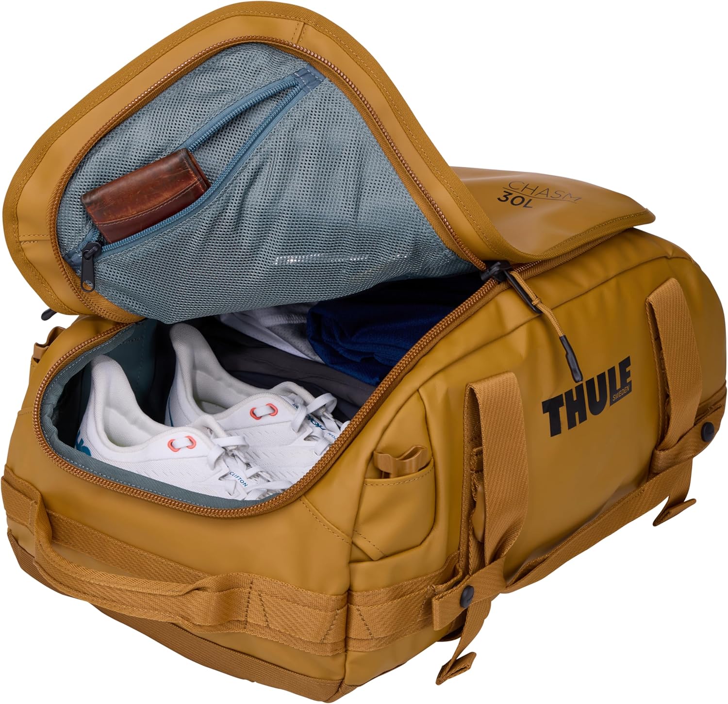 Thule Chasm Duffel bag, Weather-resistant materials, Easy packing, Converts to backpack, Internal pockets, Travel-ready