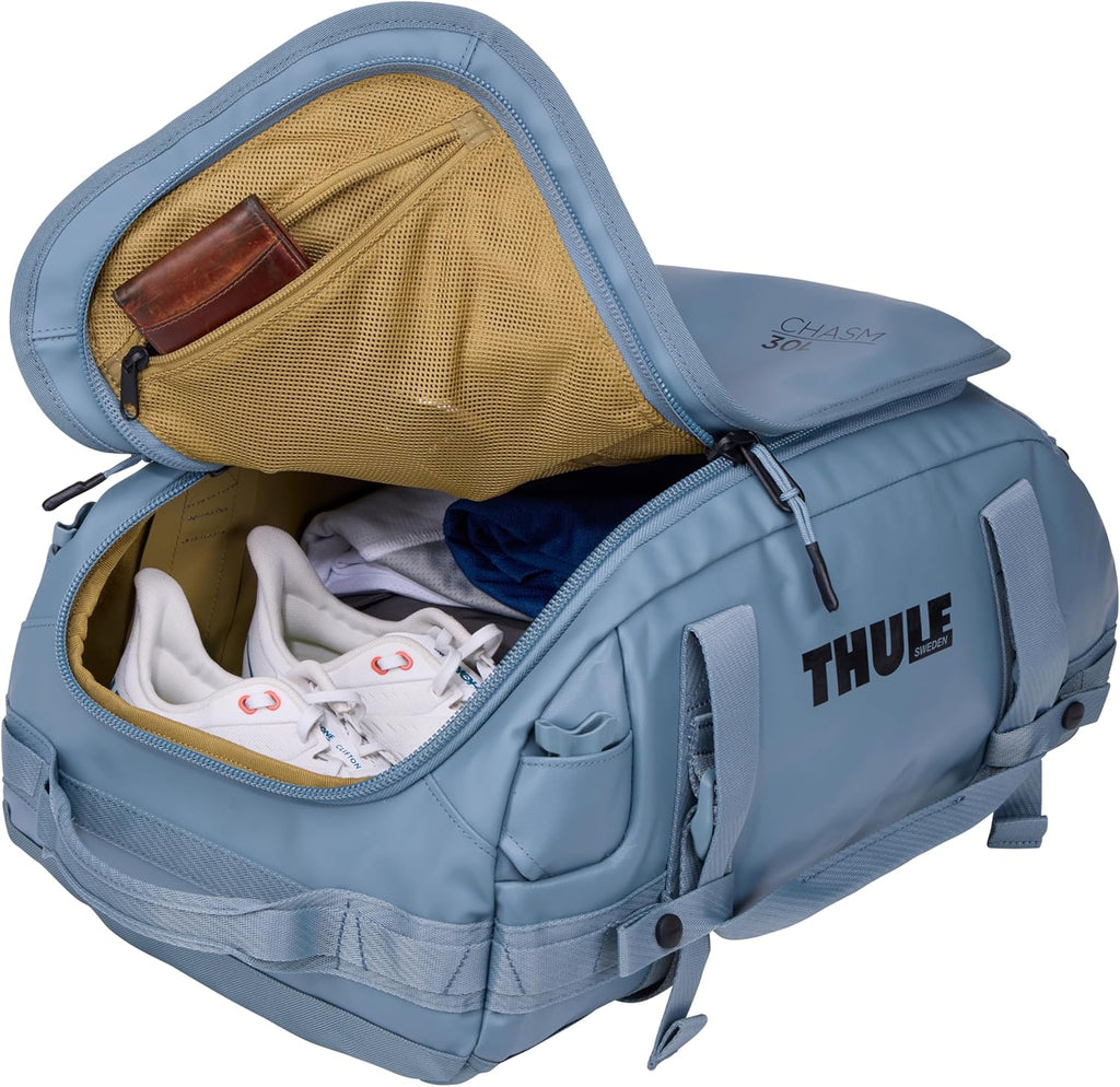 Thule Chasm Duffel bag, Weather-resistant materials, Easy packing, Converts to backpack, Internal pockets, Travel-ready